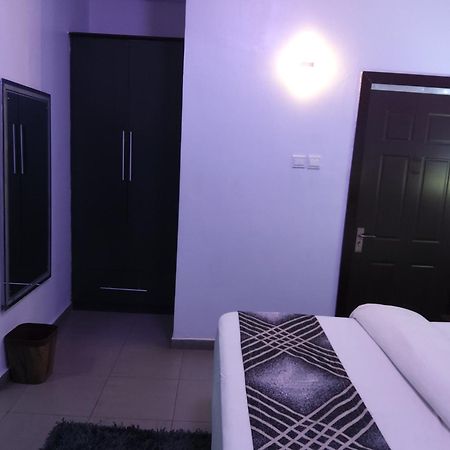 Crownedge Hotels Ikeja Ngoại thất bức ảnh