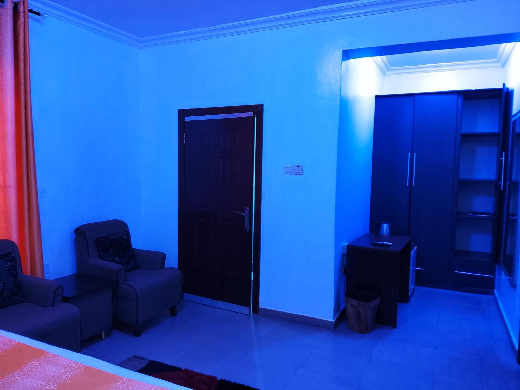 Crownedge Hotels Ikeja Ngoại thất bức ảnh
